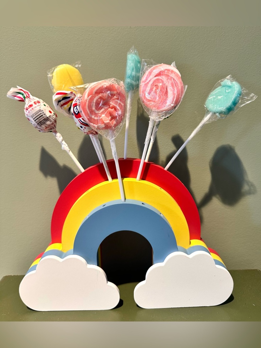 Rainbow Lollipop Holder - holds 26 pops